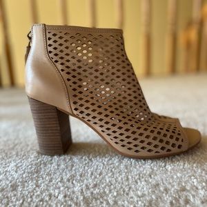 BP Nordstrom Beige block heel booties